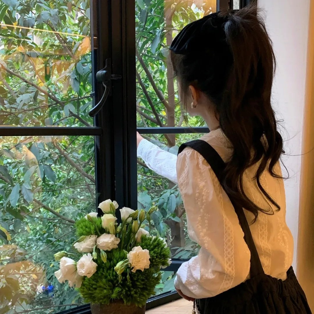 越南妹霍莉